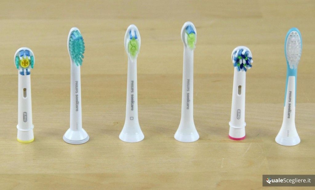 Custodia da viaggio per spazzolino elettrico per spazzolini Oral-B con 4  copri testine per spazzolino adatti per testine per spazzolino Oral B