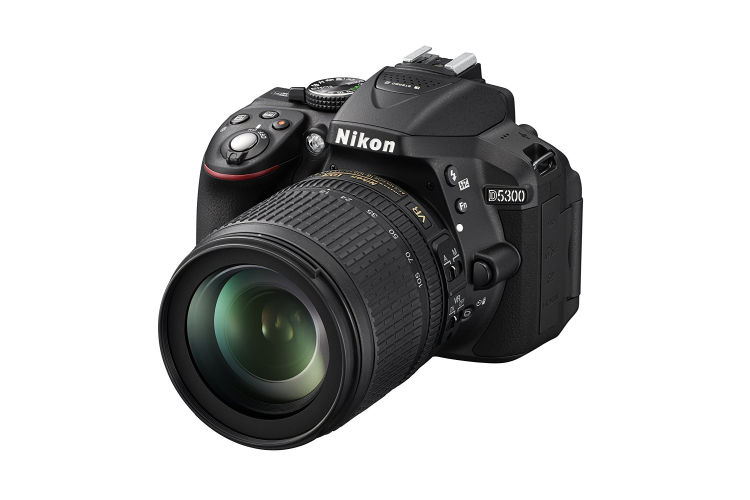 Nikon D5300 Nikkor 18-105 VR