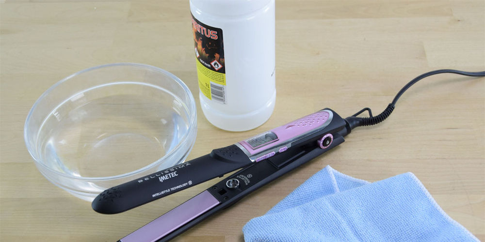 Come pulire la piastra per capelli?