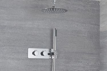 Come scegliere il miscelatore doccia: guida 2025