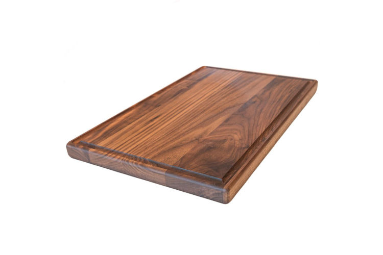 Virginia Boys Kitchens tagliere in legno di noce