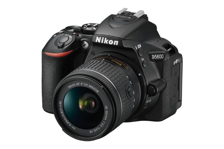 Nikon D5600 Nikkor 18-55 VR