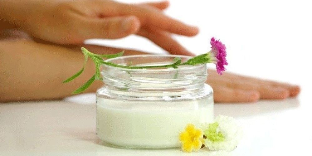 Come scegliere la crema viso: guida all'acquisto