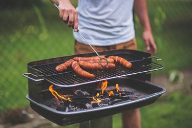 Come scegliere il barbecue a carbonella: guida all'acquisto