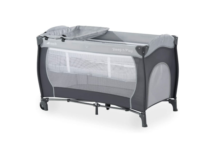 Hauck Sleep N Play Center 3