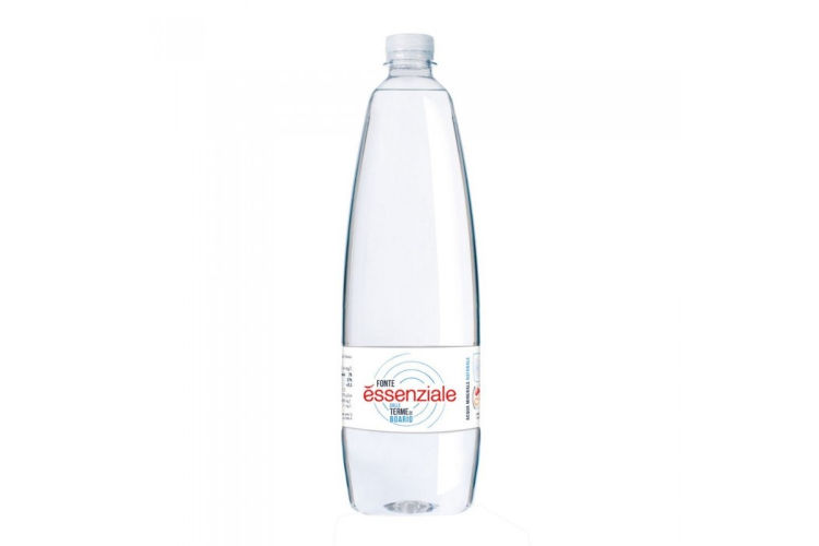 Fonte Essenziale Acqua Minerale Naturale
