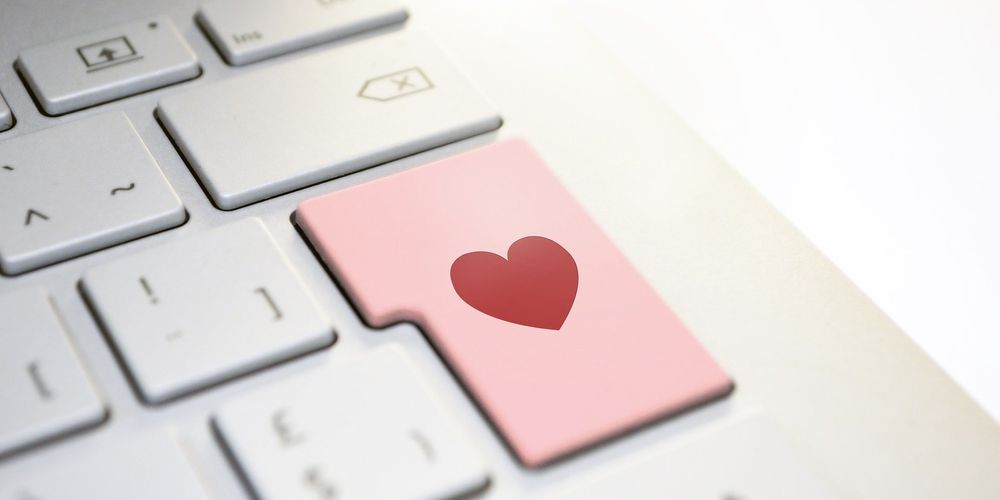 Speciale dating: QualeScegliere.it svela gusti e preferenze in tema di dating online