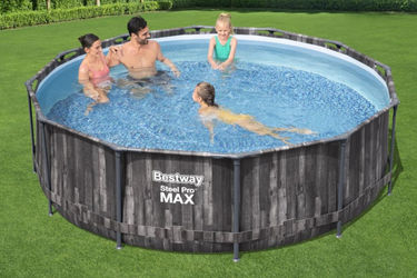 Come scegliere la piscina fuori terra: guida all'acquisto