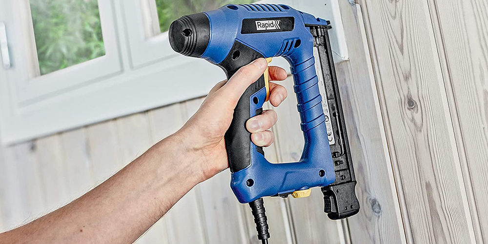 Come scegliere la sparachiodi: guida all'acquisto