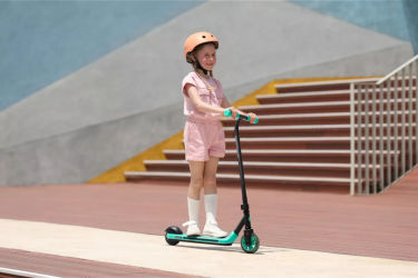 Come scegliere il monopattino elettrico bambini: guida 2025