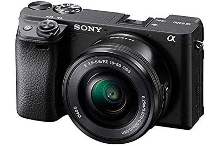 Sony α6400 + 16-50 mm