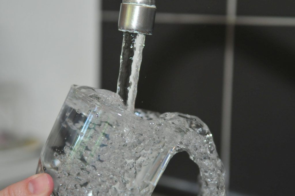 ᐅ Depuratori Acqua Domestici 💧 Migliori 2024 e Guida alla Scelta