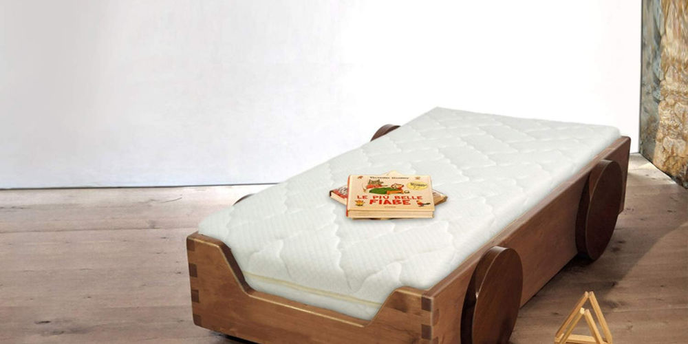 Come scegliere il materasso lettino: guida all'acquisto