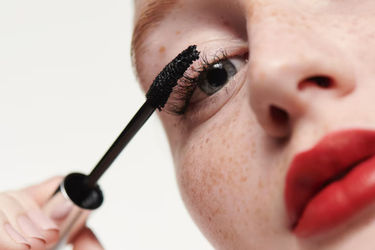Come scegliere il mascara: guida all'acquisto