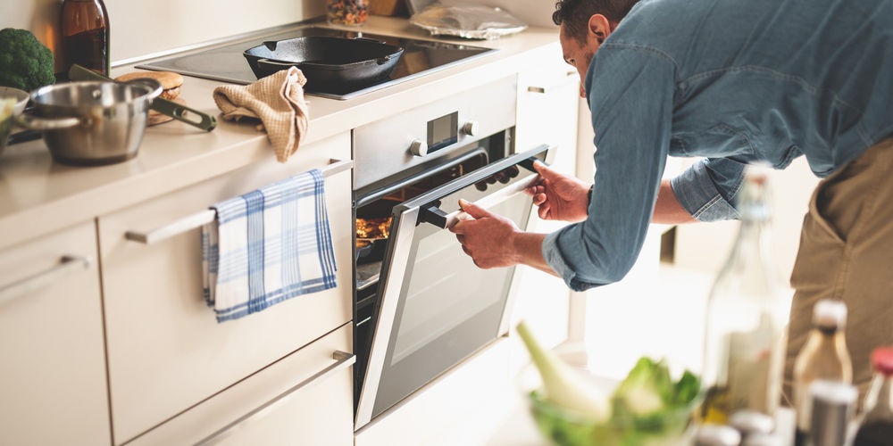 Come scegliere il forno da incasso: guida 2025