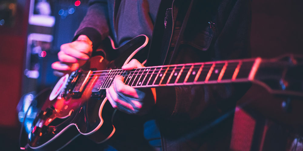 Come scegliere la chitarra elettrica: guida 2025
