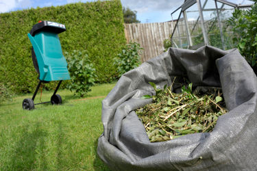 Come scegliere il biotrituratore: guida 2025