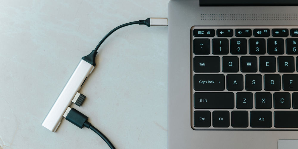 Come scegliere l'hub USB: guida 2025