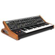 Moog Subsequent 37