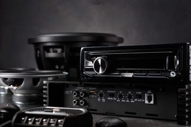 Amplificatore per auto: guida all'acquisto