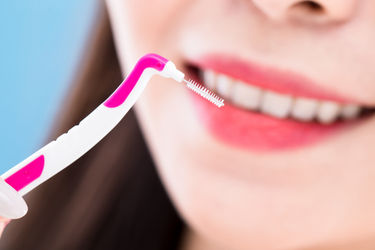 Scovolino denti: guida all'acquisto