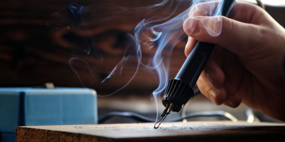 Come scegliere il pirografo: guida all'acquisto