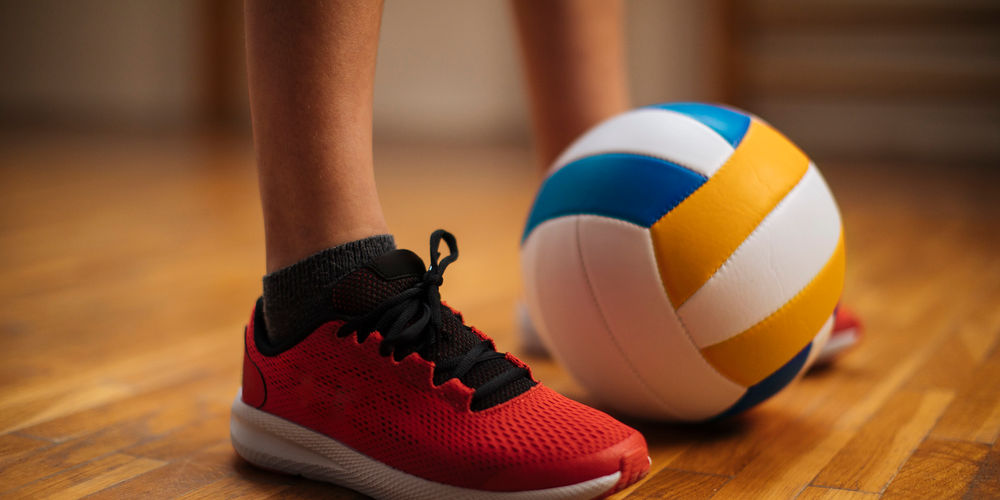 Come scegliere le scarpe da pallavolo: guida all'acquisto