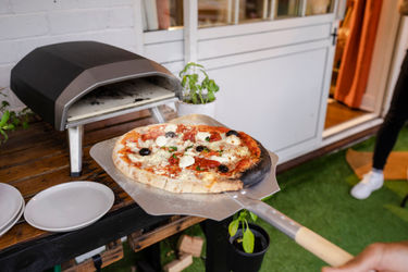 Forno per pizza da esterno: guida all'acquisto