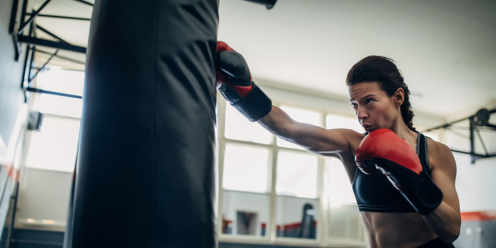 Come scegliere il sacco da boxe: guida all'acquisto