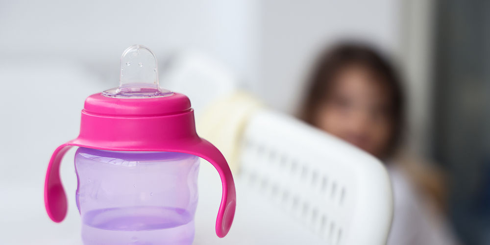 Come scegliere la tazza bambino: guida all'acquisto