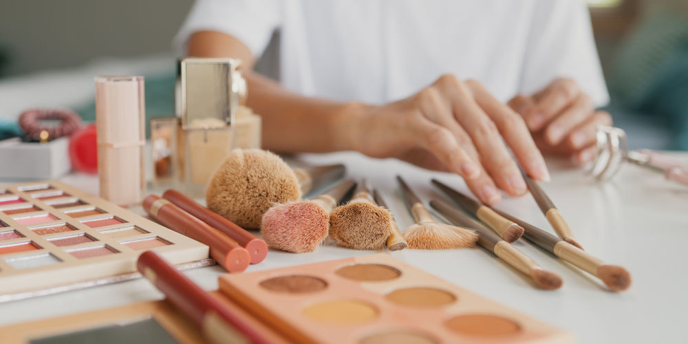Come scegliere il pennello make up: guida all'acquisto