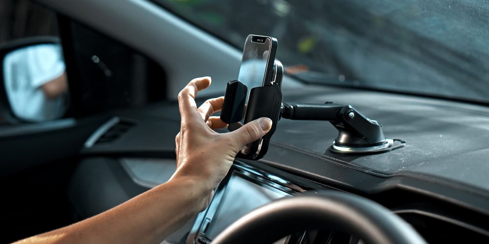 Come scegliere il porta cellulare: guida all'acquisto