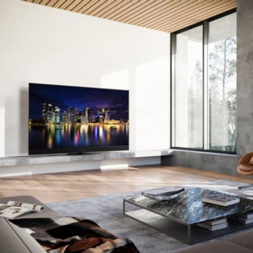 Panasonic MZ2000E 55"