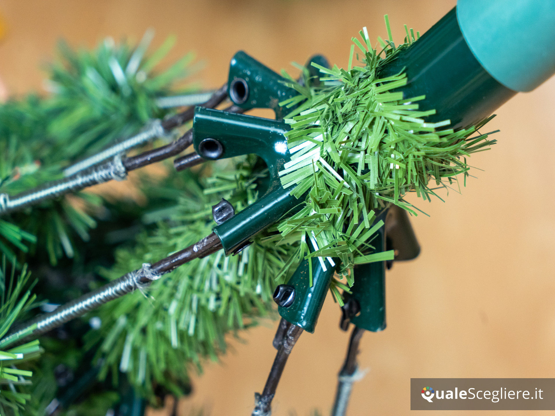 Giulia Grillo Albero di Natale Folto Verde 210 cm