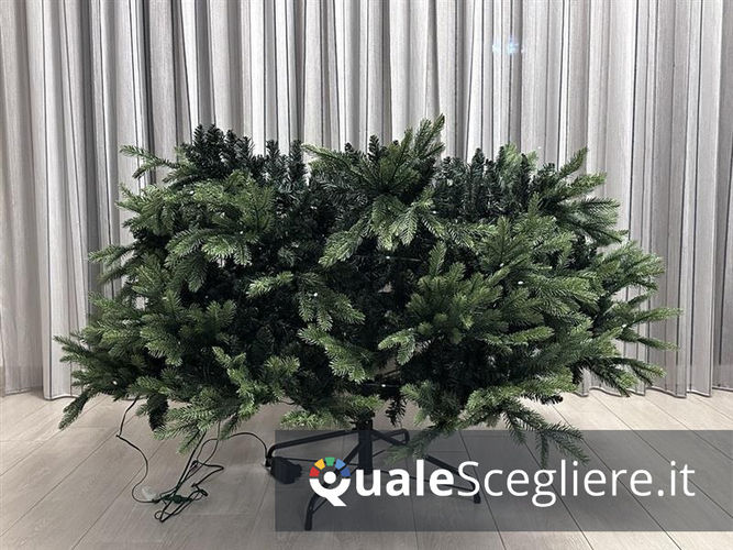 Giulia Grillo Albero di Natale Mille e un Abete 210 cm