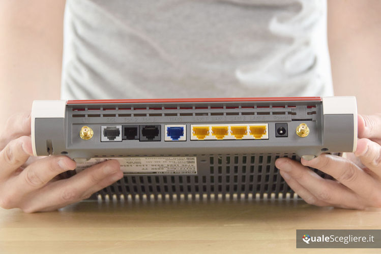 AVM Fritz!Box 6890 LTE