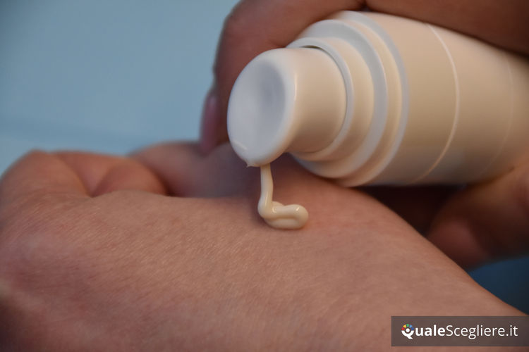 SKINTIST ANTI-AGING crema giorno con acido ialuronico