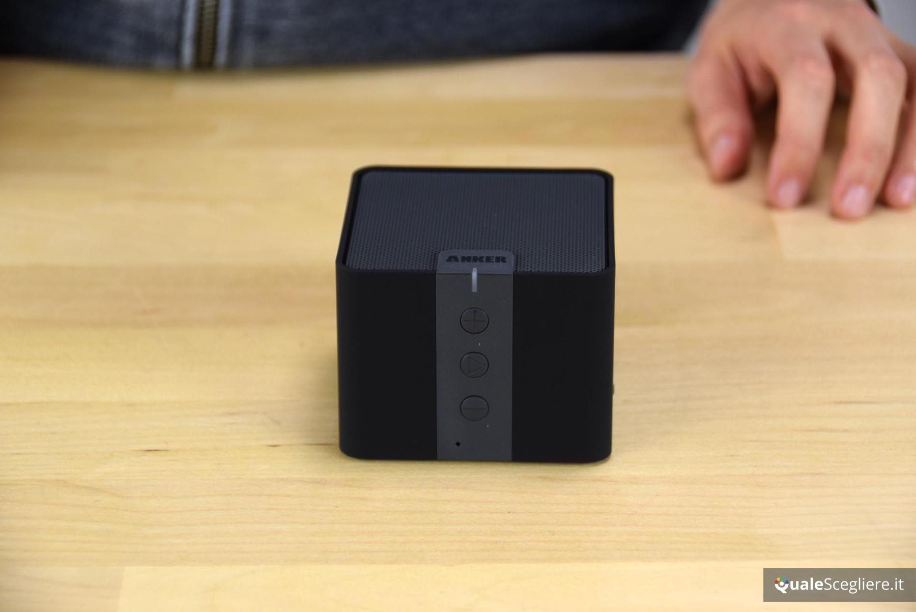 Anker A7908