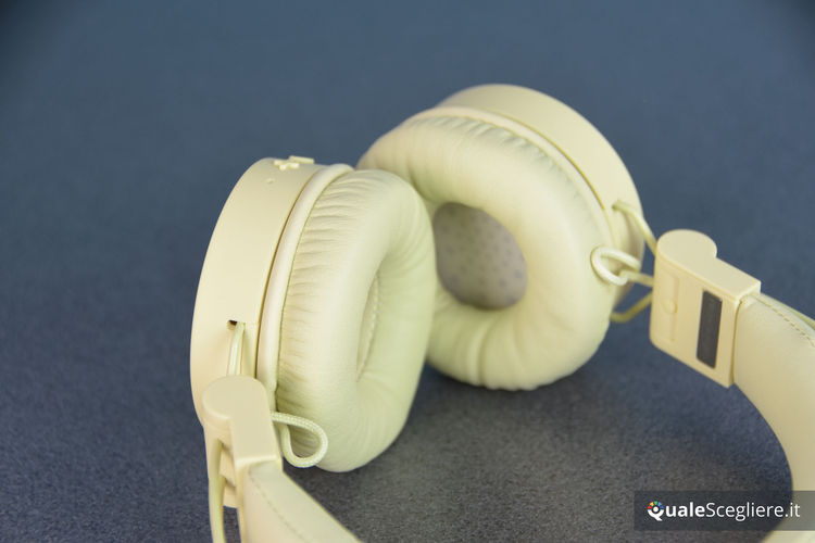 Fresh ‘n Rebel Caps Wireless