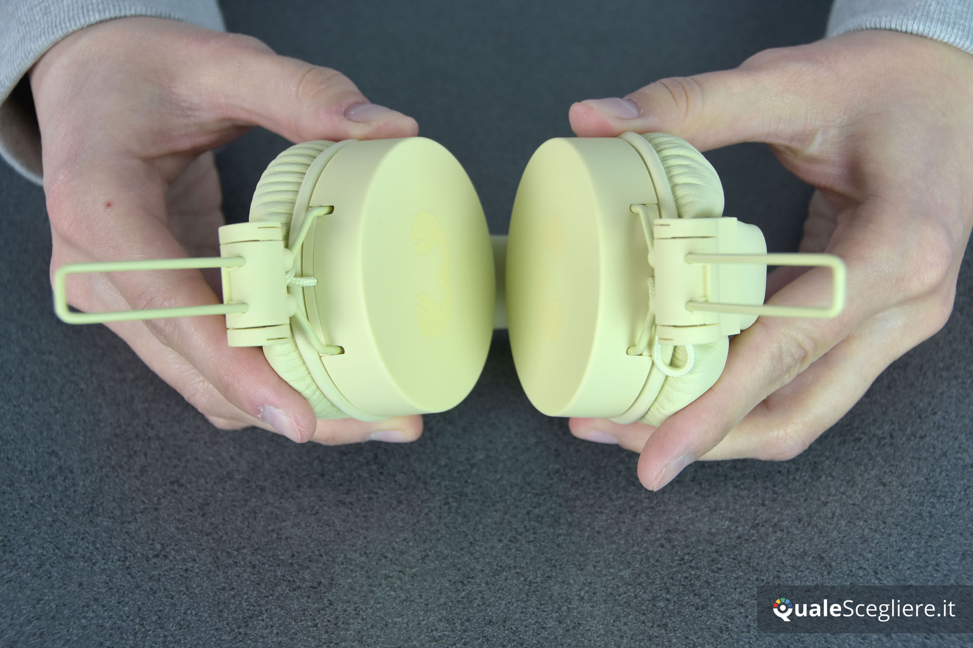 Fresh ‘n Rebel Caps Wireless