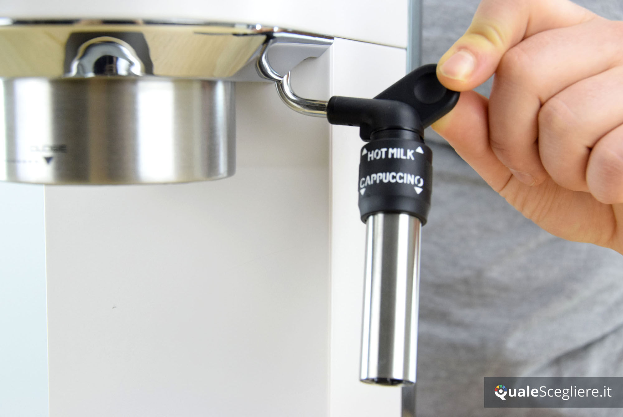 De'Longhi Dedica EC685.W