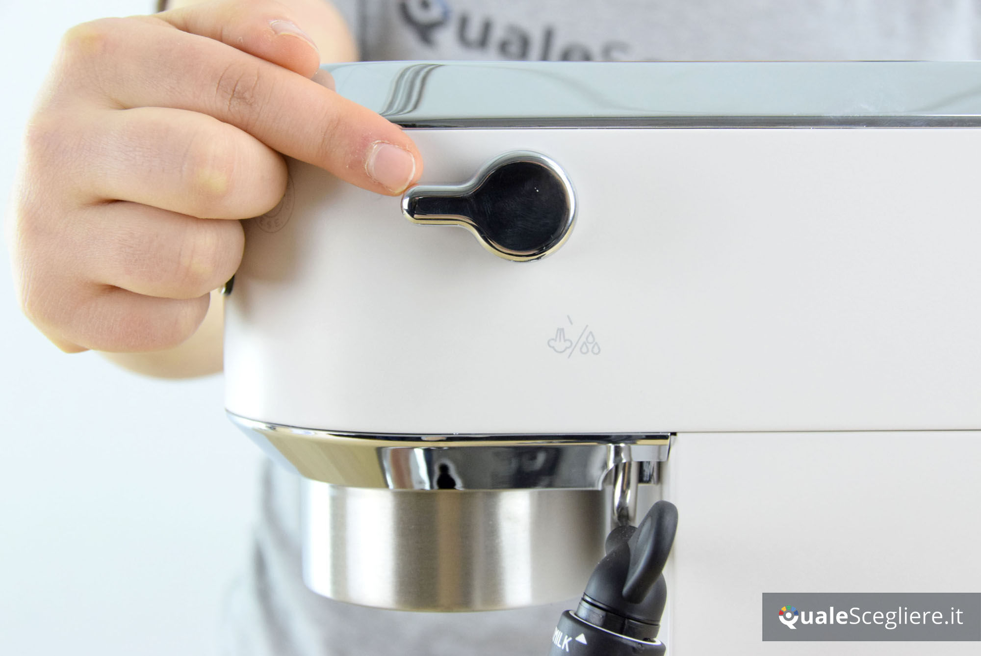 De'Longhi Dedica EC685.W