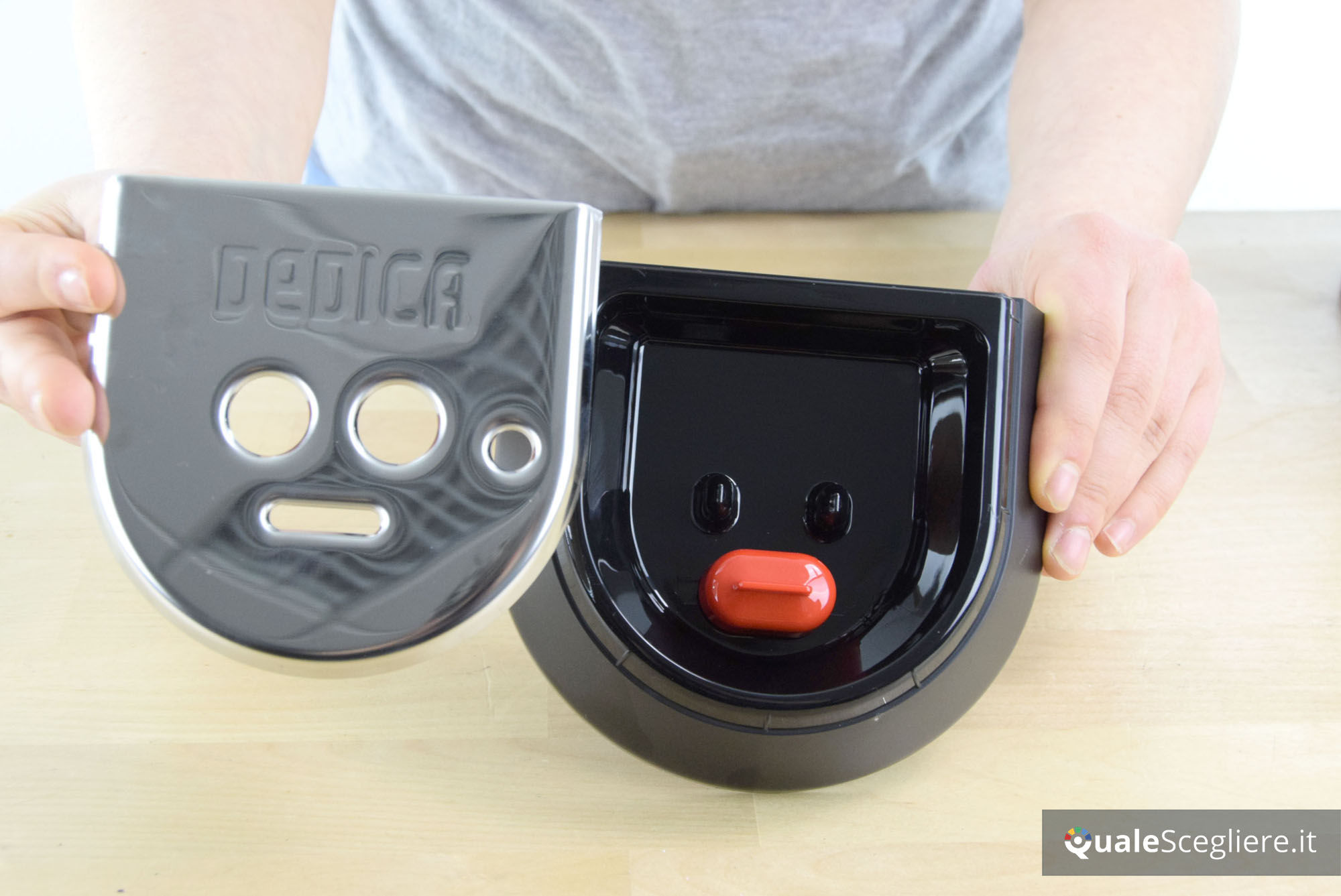 De'Longhi Dedica EC685.W