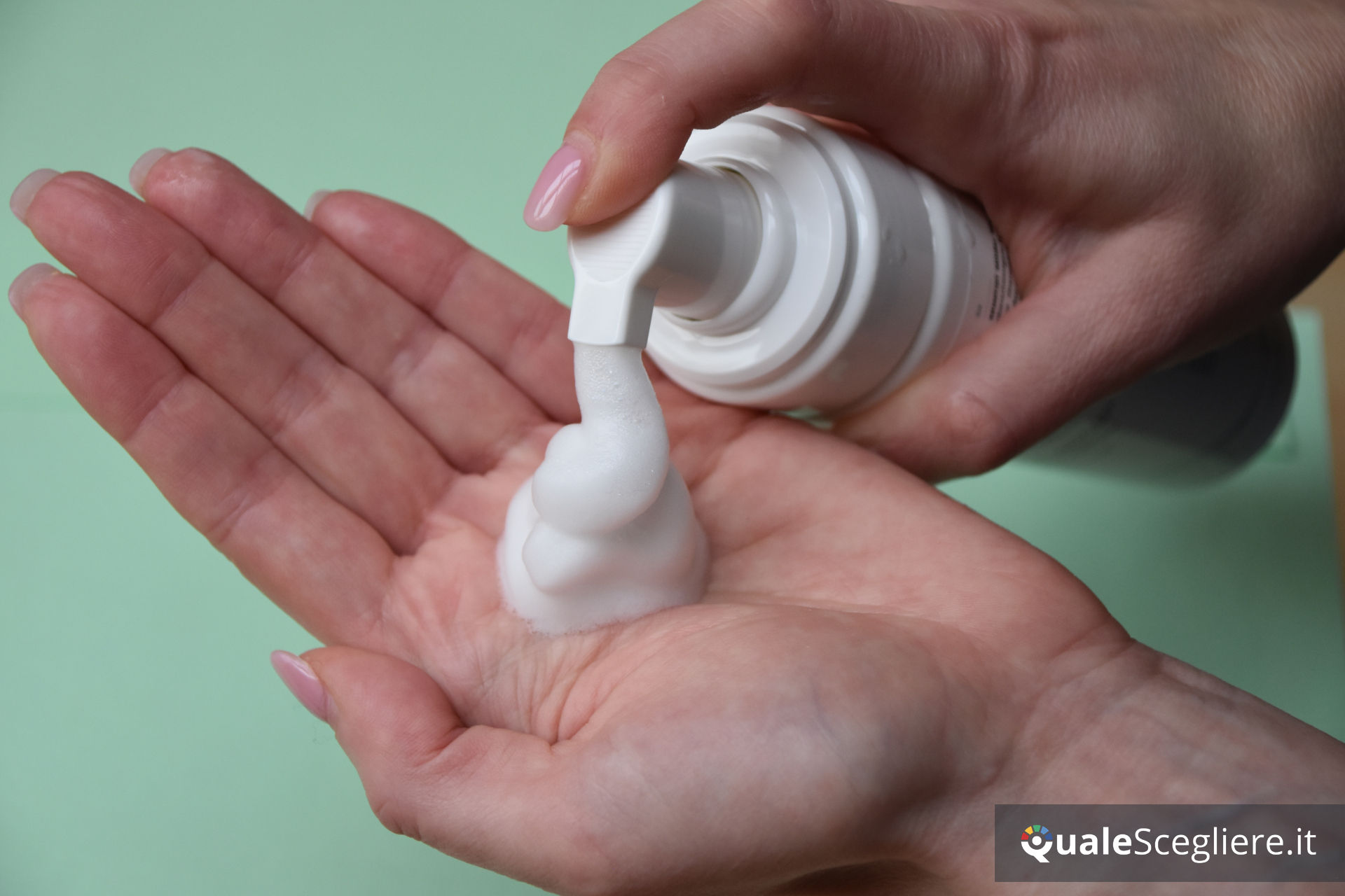 SKINTIST CLEAR Schiuma detergente