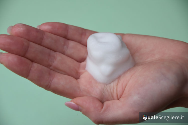 SKINTIST CLEAR Schiuma detergente