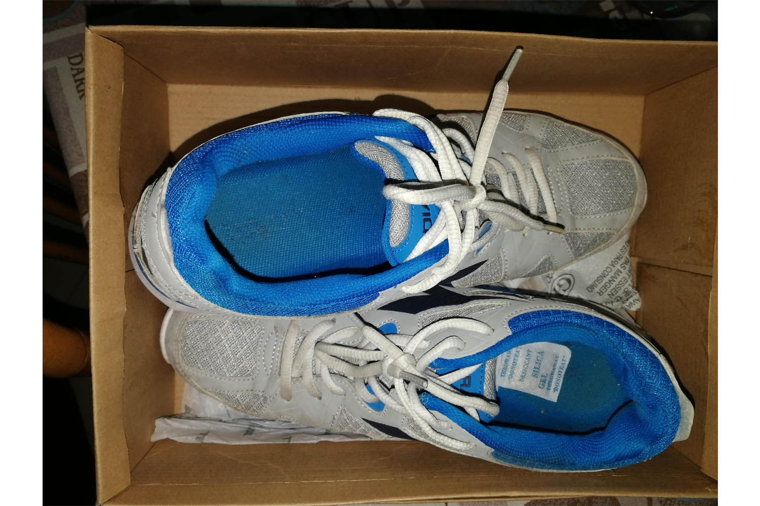 Diadora Hawk 5