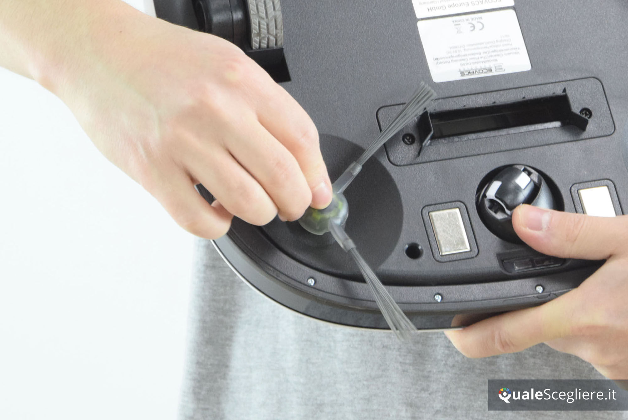 Ecovacs Robotics Deebot Slim2