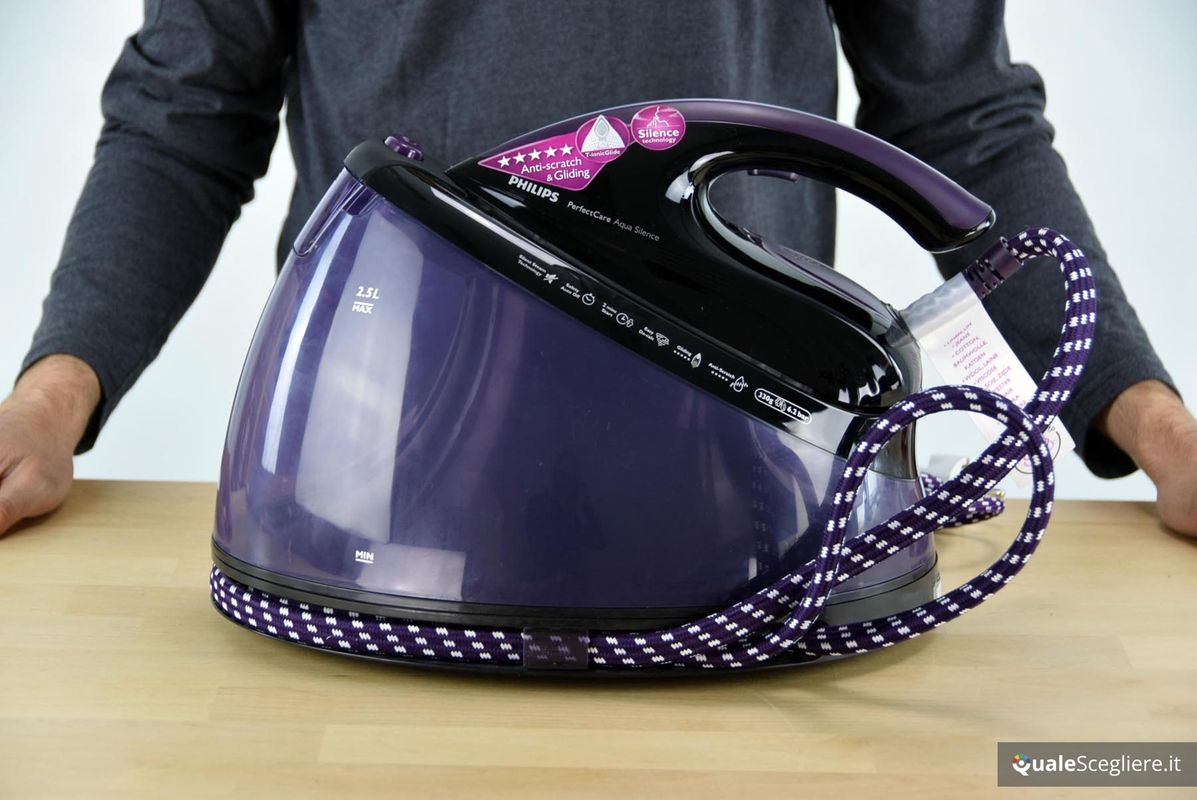 Philips GC8650/80 PerfectCare Aqua Silence