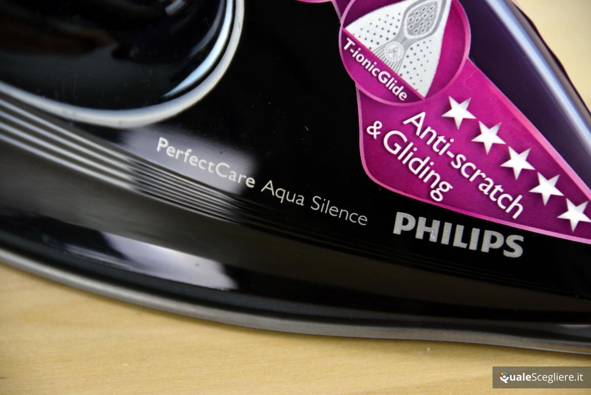 Philips GC8650/80 PerfectCare Aqua Silence
