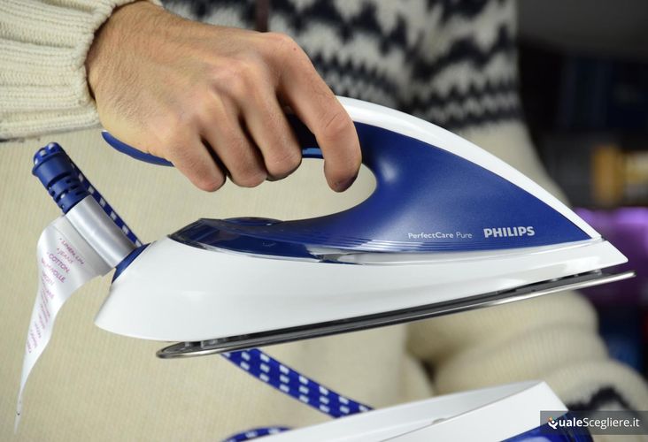 Philips GC7610/20 PerfectCare Pure